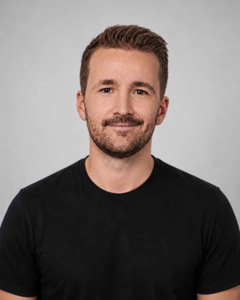 Tim Kuhnert